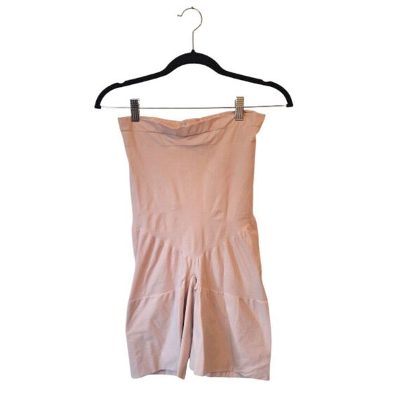 Spanx Light Beige Shapewear Shorts - Picture 1 of 6